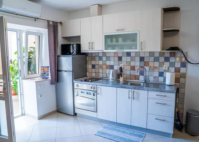 Jelena With Terrace And Balcony *