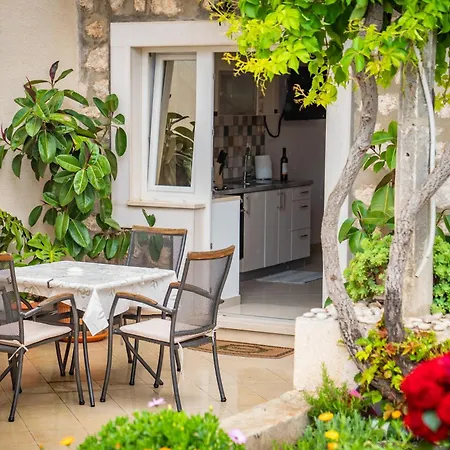 Jelena With Terrace And Balcony Lejlighed Dubrovnik